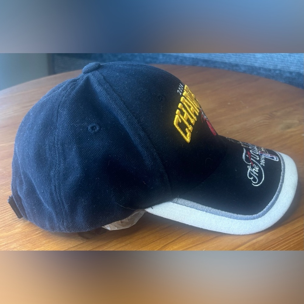 Vintage 2004 Reebok Detroit Pistons NBA Champion Velcro Strapback Hat OSFA EUC - Picture 3 of 8